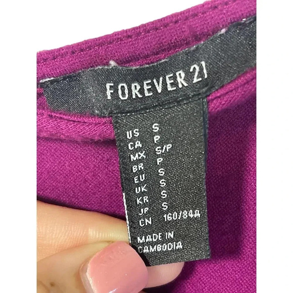 Forever 21 Fuchsia V-Neckline Bodycon Midi Dress Women's Size Small - Picture 3 of 4